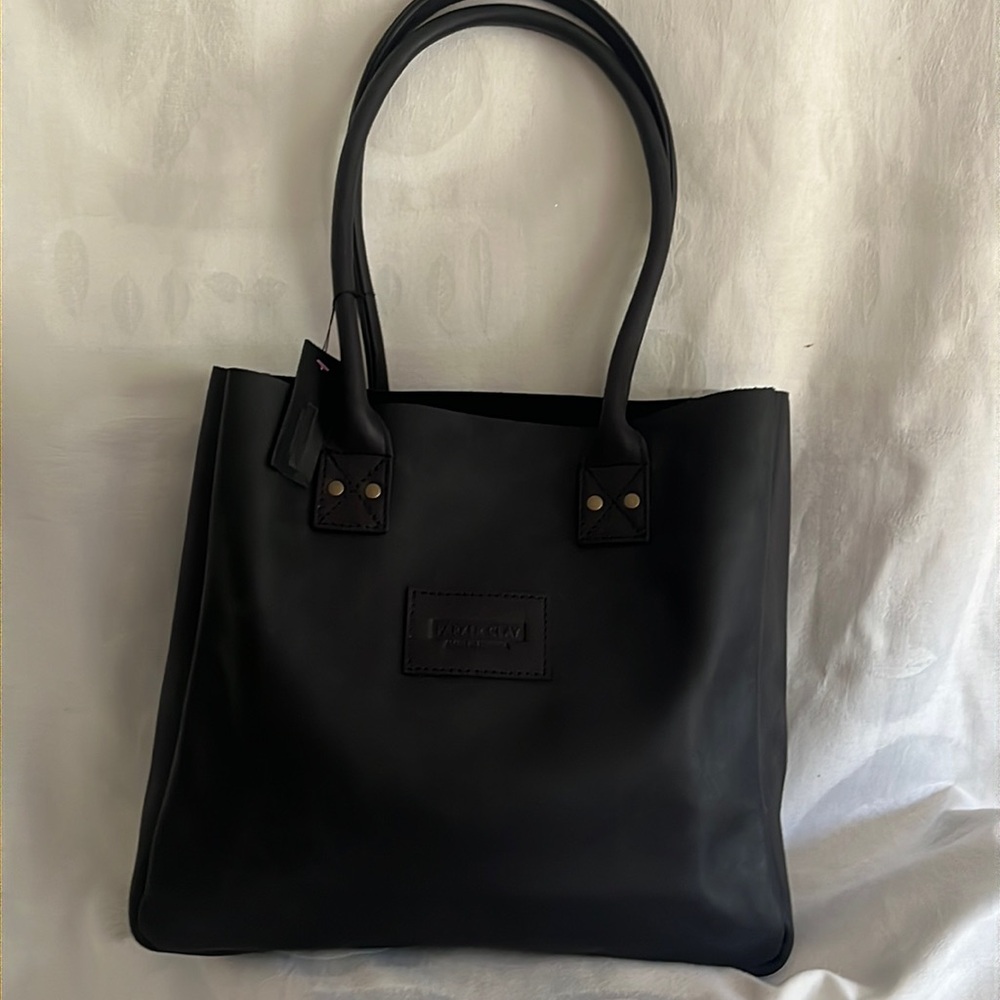 Like new PARKER CLAY Black Leather Tote/Purse